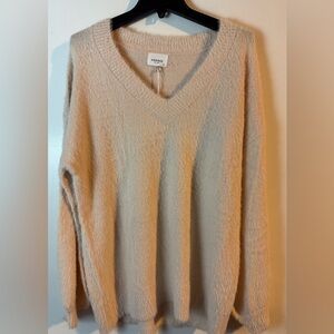 ANDREE BY UNIT Cream V-Neck Sweater